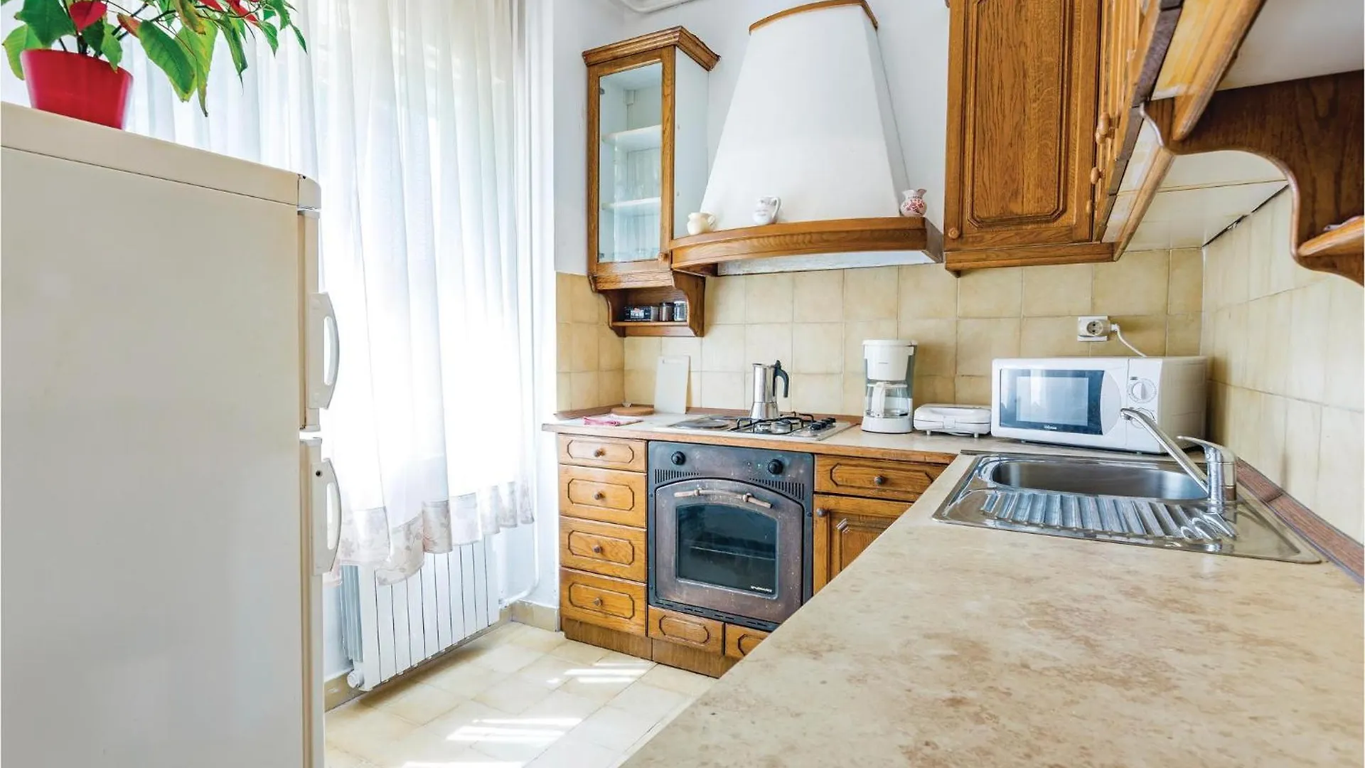 Beautiful Apartment In Vodnjan With Wifi 0*,